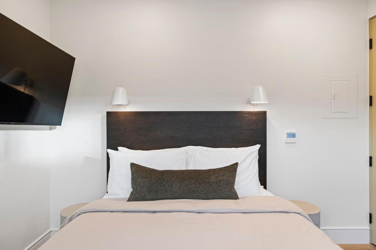 Casa Jardin - Boutique Suites In Downtown سانتا باربارا المظهر الخارجي الصورة